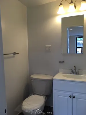 Rented by City Connections Realty | media 23