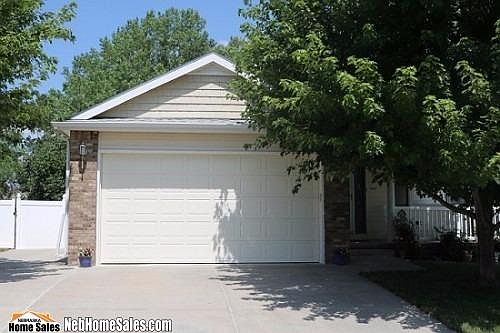 1st image of 7000 N Steamboat Dr