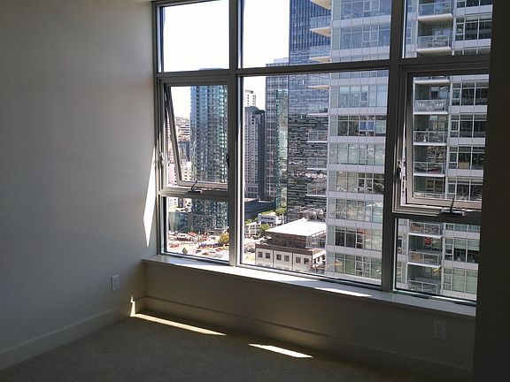 2nd image of 583 Battery St APT 2608