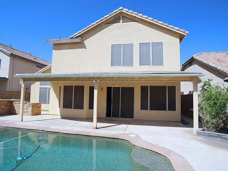 842 N Naples Dr — Photo 43