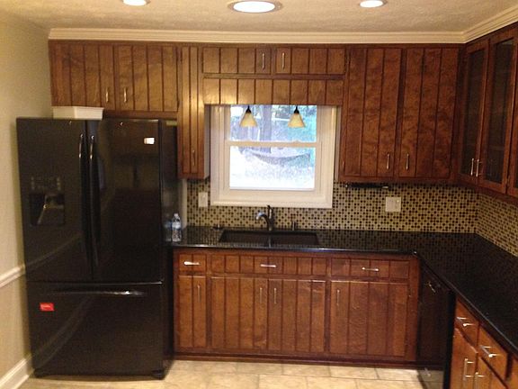 Shiny black appliances