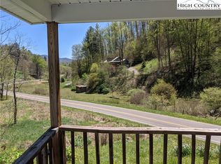 1054 Roundabout Rd, Creston, NC 28615