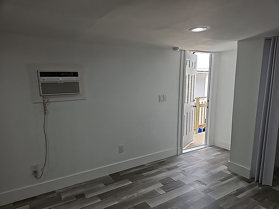 2nd image of 12401 W Okeechobee Rd #4
