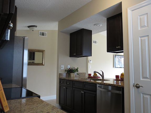 3rd image of 5648 Garden Grove Cir