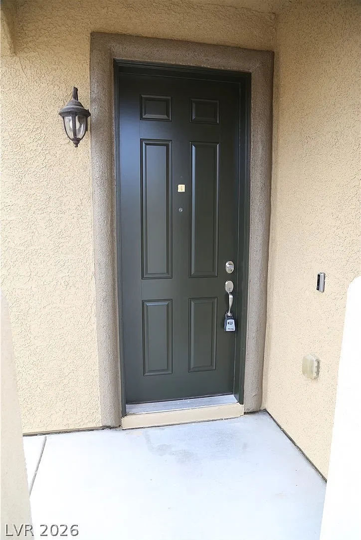 3 bed, 2.5 bath, 1567 sqft, $2,200 — Photo 4