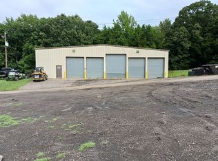 348 Furniture Rd, Russellville, AR 72802