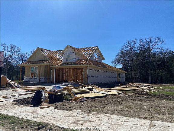 2nd image of 1616 Briscoe Manor Ct
