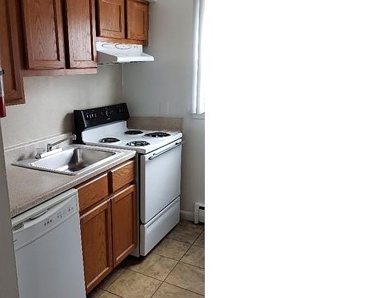 4th image of 1422 Share Ave