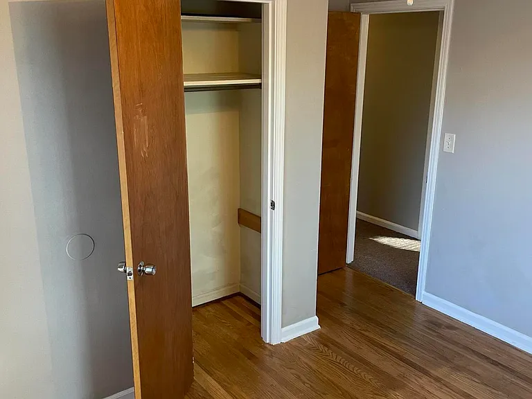 2624 Longview Ave #1 — Photo 6