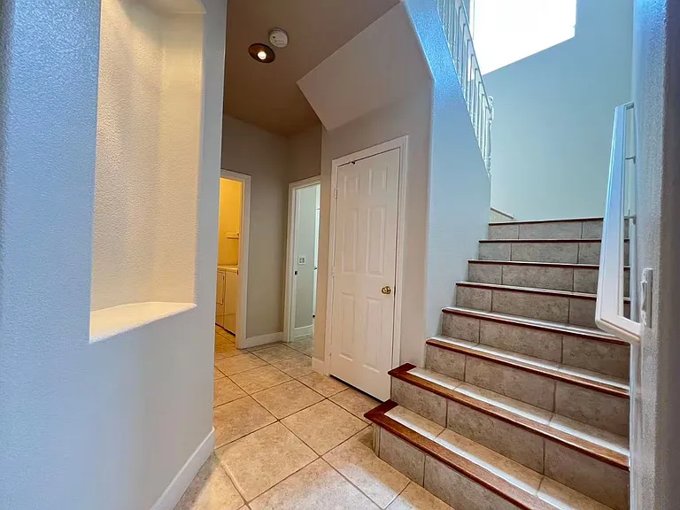 11008 Rusty Ray Dr — Photo 10