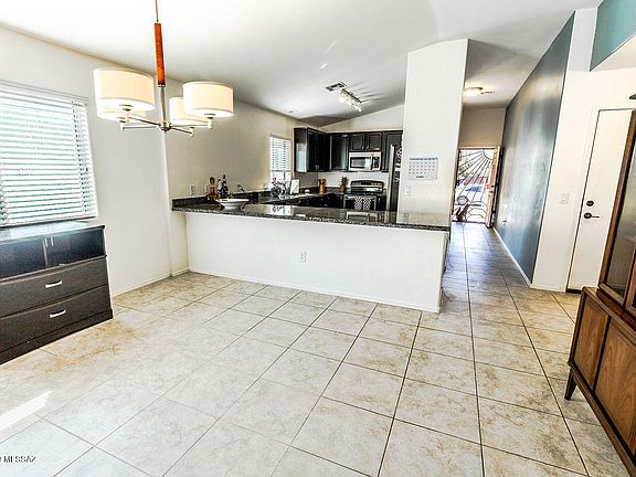 3rd image of 8608 N Continental Links Dr