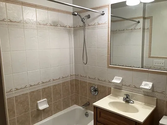 Rented by LDMI Realty Group LLC | media 12