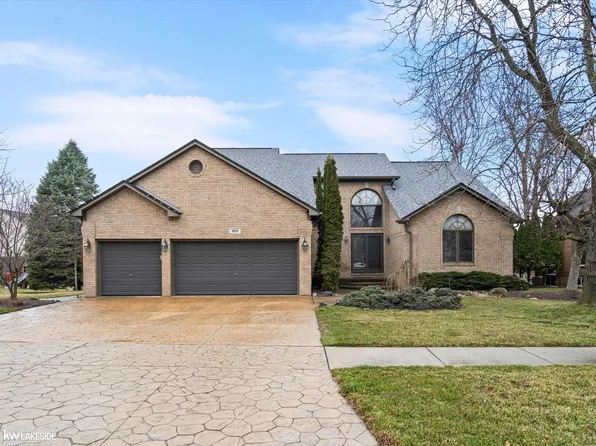 18191 Huron Dr, Macomb, MI 48042