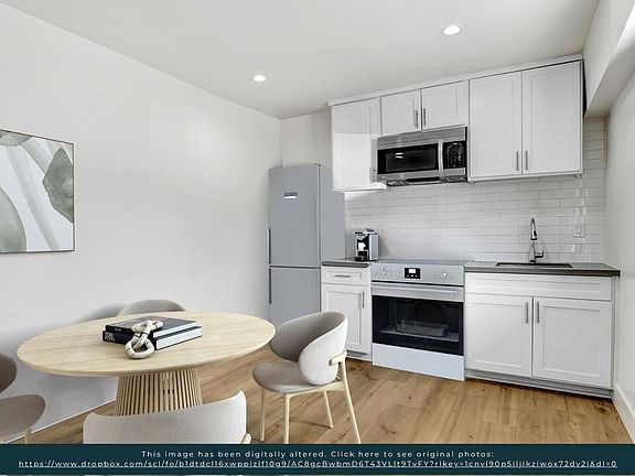 5th image of 12602 Correnti St