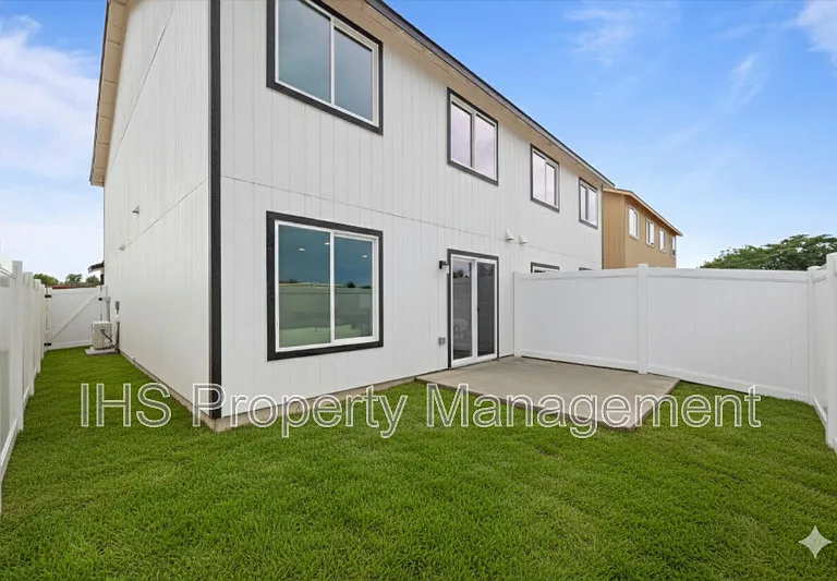 4732 W Quinault Ave — Photo 21