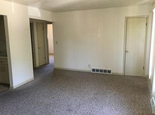 7701 W Hampton Ave APT 8, Milwaukee, WI 53218