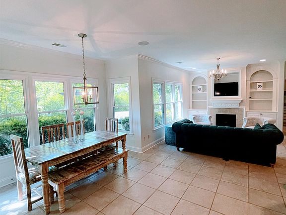 5th image of 9983 Houston Oak Dr