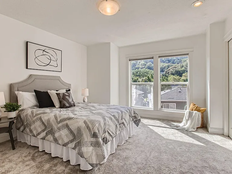 4734 SW View Point Ter — Photo 14