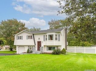 35 Decker Dr, Washingtonville, NY 10992