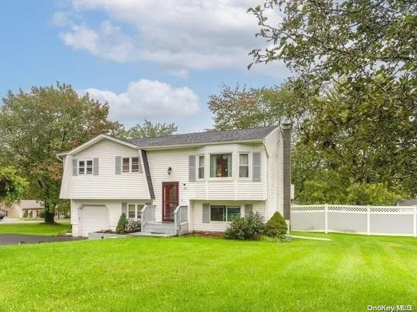 35 Decker Drive, Washingtonville, NY 10992