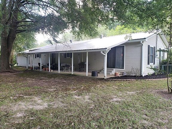 3rd image of 2331 SE County Road 2335
