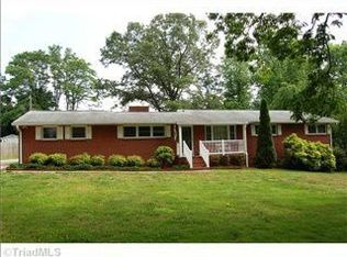 6109 Edgerton Dr, Greensboro, NC 27410