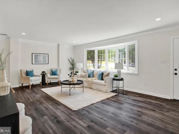 5316 Old Branch Ave, Temple Hills, MD 20748