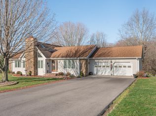 201 Windermere Ct, Vinton, VA 24179