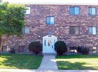 341 Prairiewood Cir S APT 305, Fargo, ND 58103