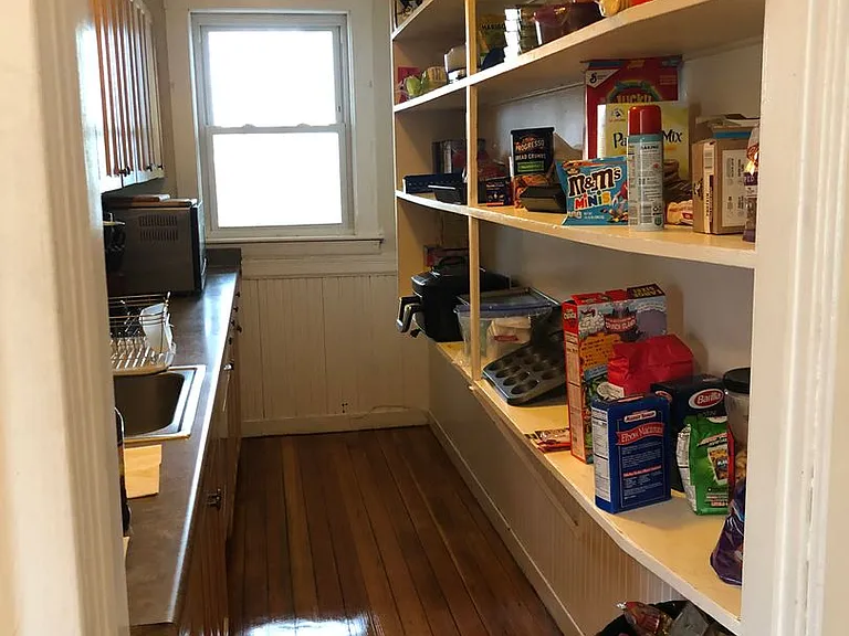 130 Central St — Photo 6