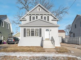 18 E Melvin Ave, Oshkosh, WI 54901