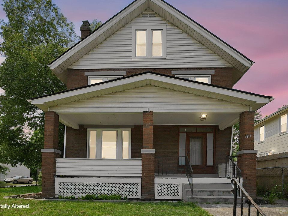 1st image of 107 S Warren Ave