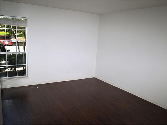 4th image of 1860 White Oak Dr APT 239