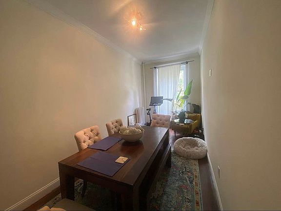 4th image of 102 Pierrepont St APT 4