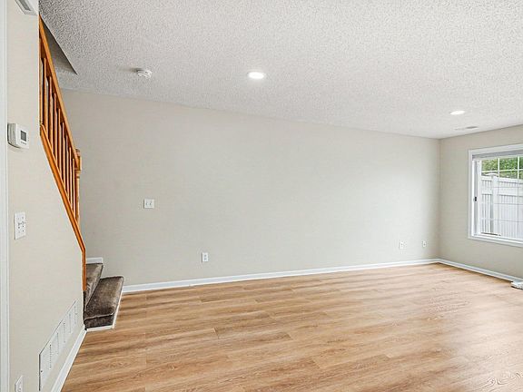 5th image of 4300 Meghan Ln #302