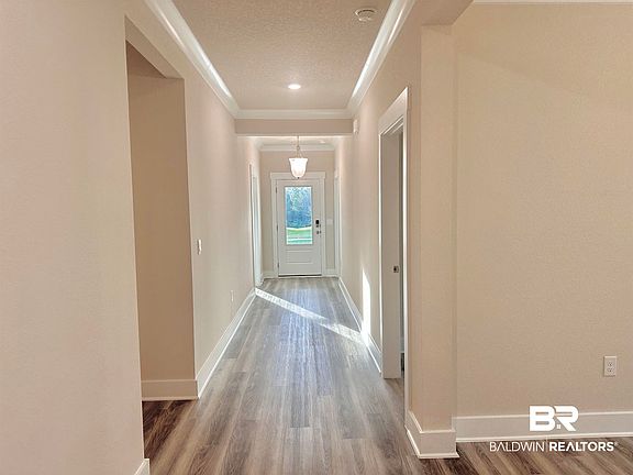 4th image of 338 Barndling St