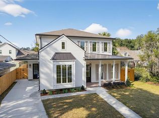 270 Garden Rd, New Orleans, LA 70123