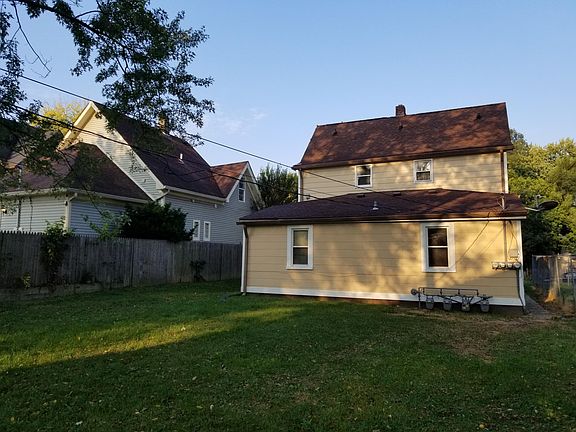 3rd image of 1035 Jefferson Ave #1035