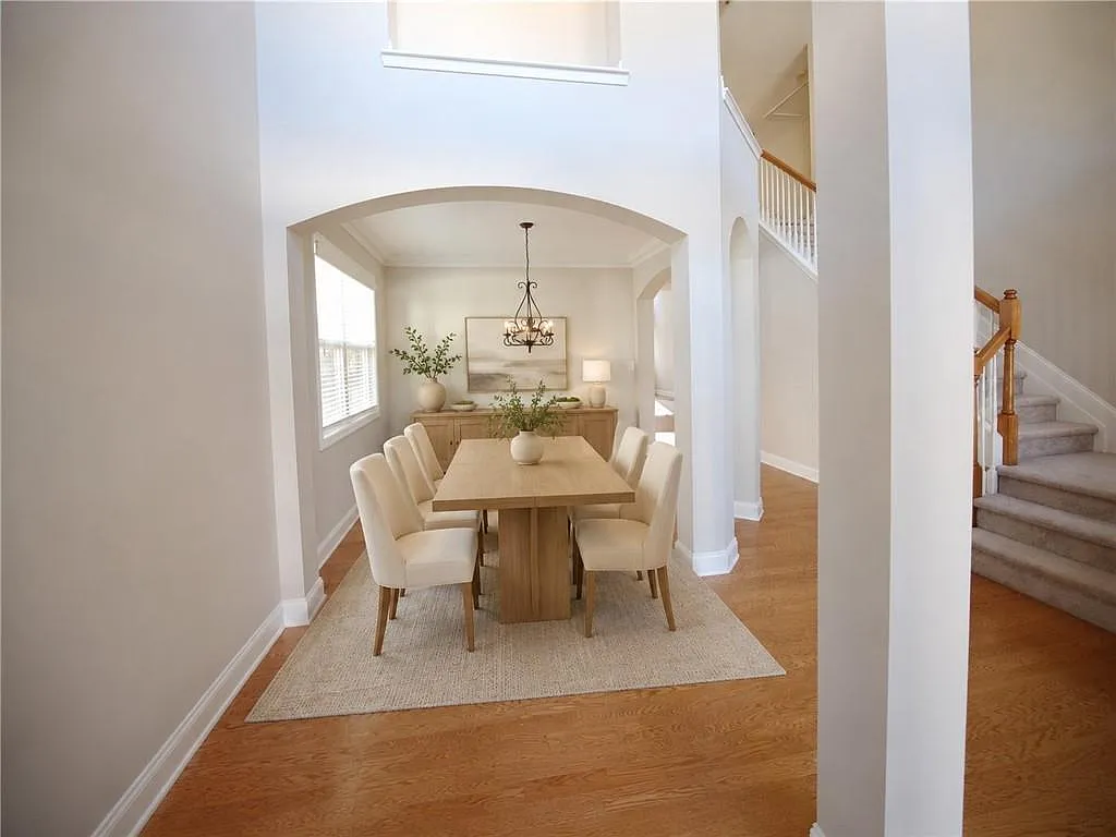 4 bed, 3.5 bath, 3041 sqft, $3,095 — Photo 3