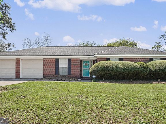 2nd image of 2836 Stonewater Dr