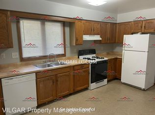 1108 Kentucky St APT 4, Valparaiso, IN 46383