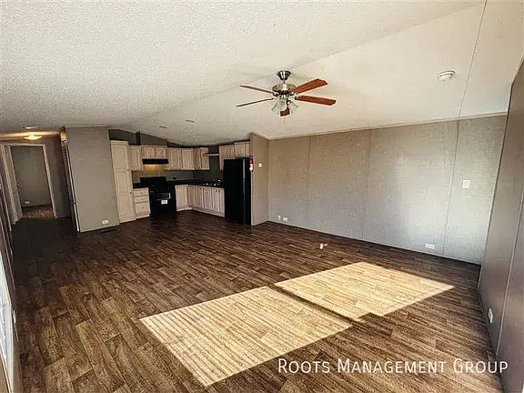 3rd image of 3111 Josibpet Ln #3111JL