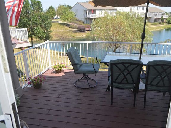3rd image of 6712 Pondfield Ln