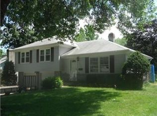9805 E 79th Pl, Raytown, MO 64138