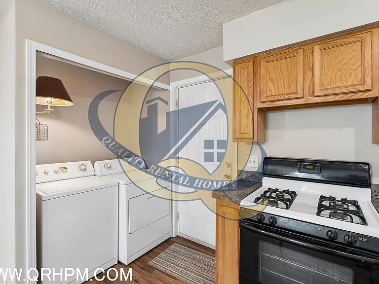 3118 Wyoming Ave — Photo 8