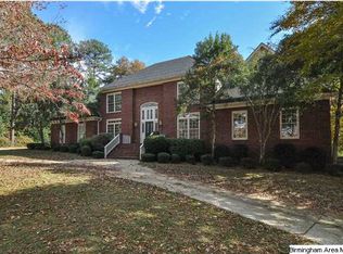2541 Dolly Ridge Rd, Vestavia, AL 35243