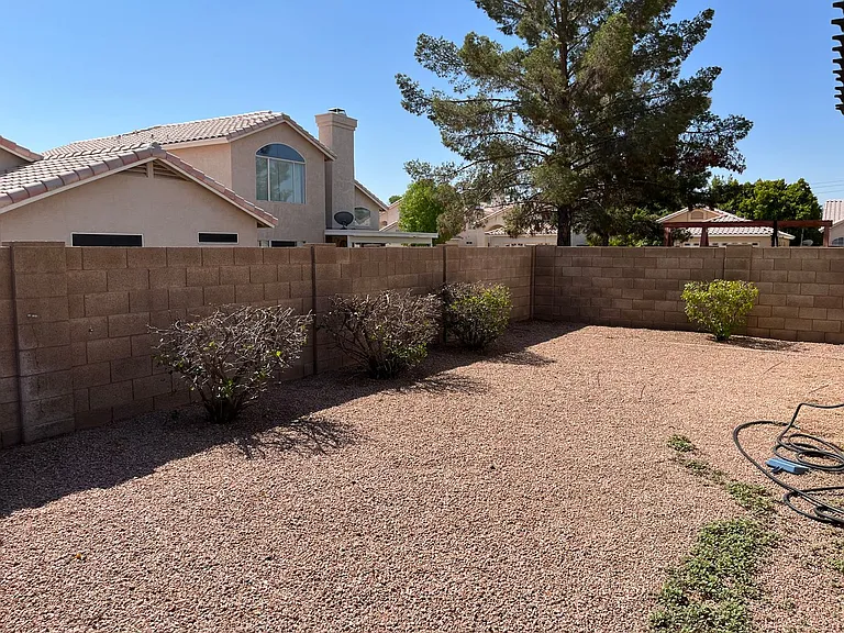33 N Sahuaro Dr — Photo 4