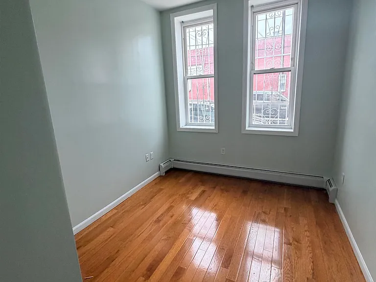 6025 Adams St #1 — Photo 1