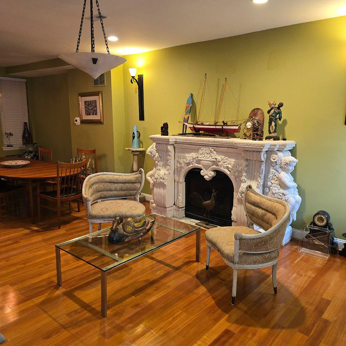 3 bed, 3.5 bath, 3734 sqft, $3,500 — Photo 2