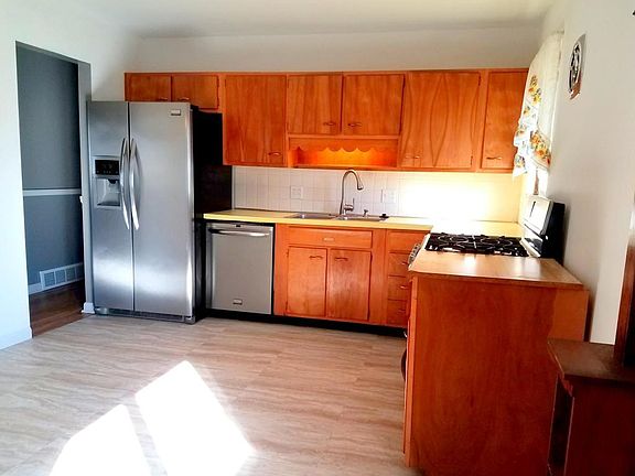 5th image of 519 Catawba Ave
